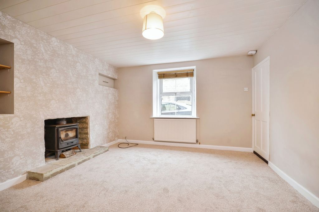 Property photo 3 of 17 Photography