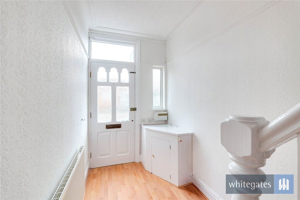 Property photo 3 of 18 Picture No. 02