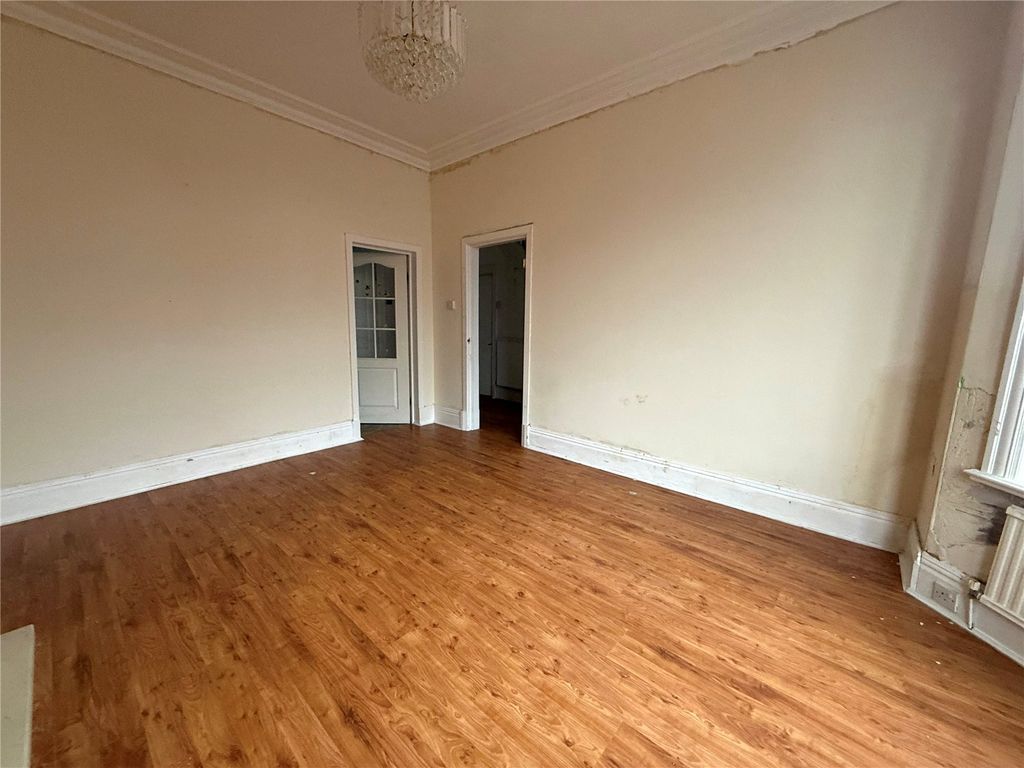 Property photo 3 of 16 Picture No. 14