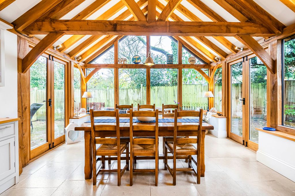 Property photo 3 of 22