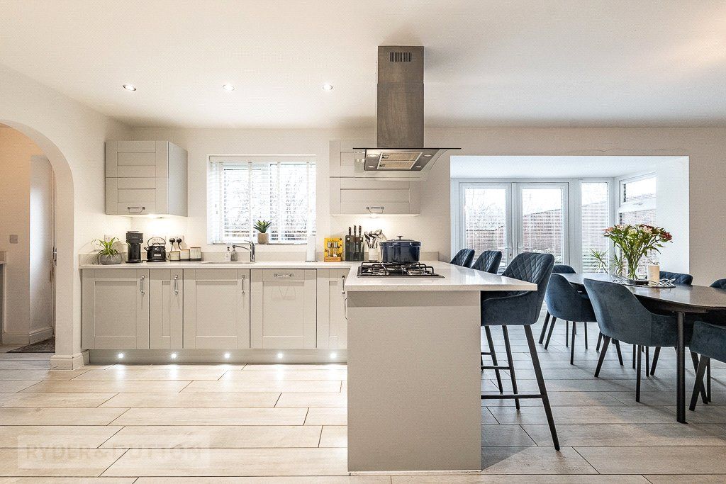 Property photo 2 of 34 Kitchen Diner