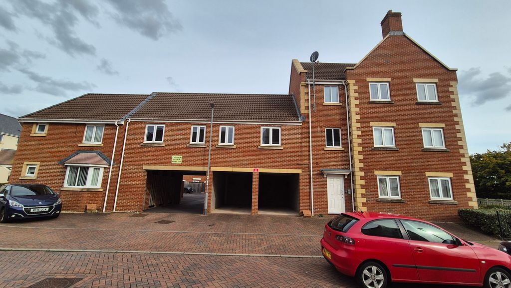 Property photo 2 of 22