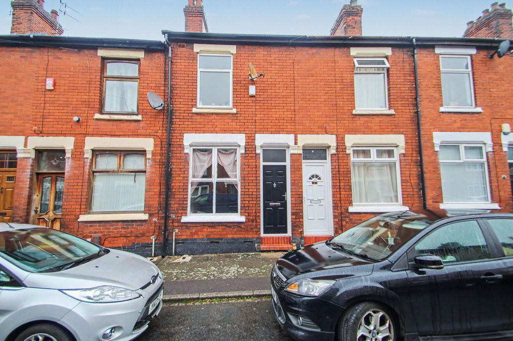 Property photo 1 of 8