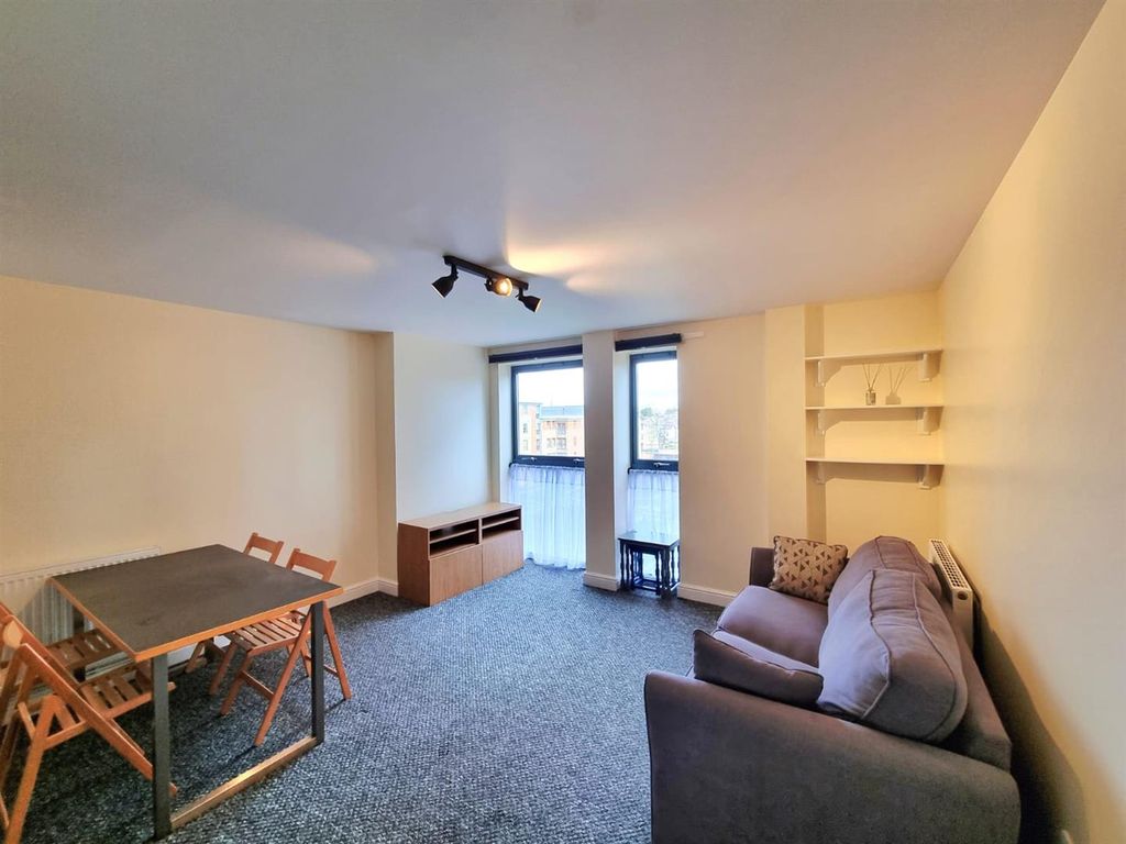 Property photo 2 of 11 Whatsapp Image 2025-11-12 At 3.27.31 Pm (5).Jpeg