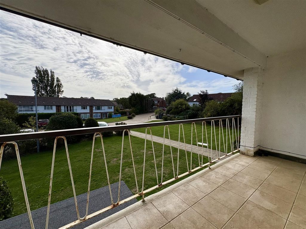 Property photo 3 of 15