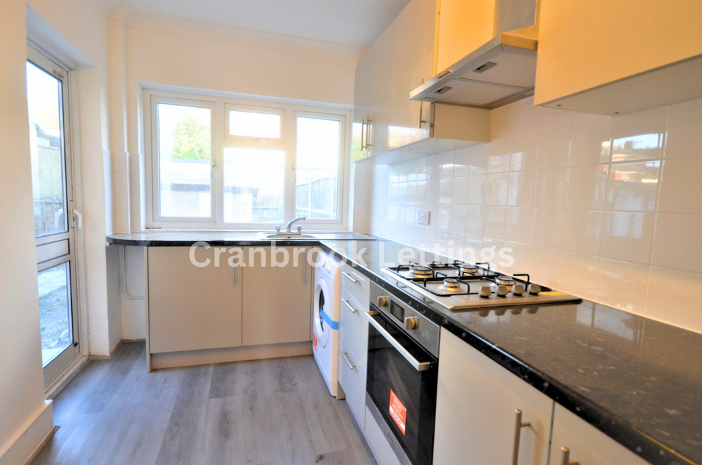 Property photo 2 of 11 Gallery
