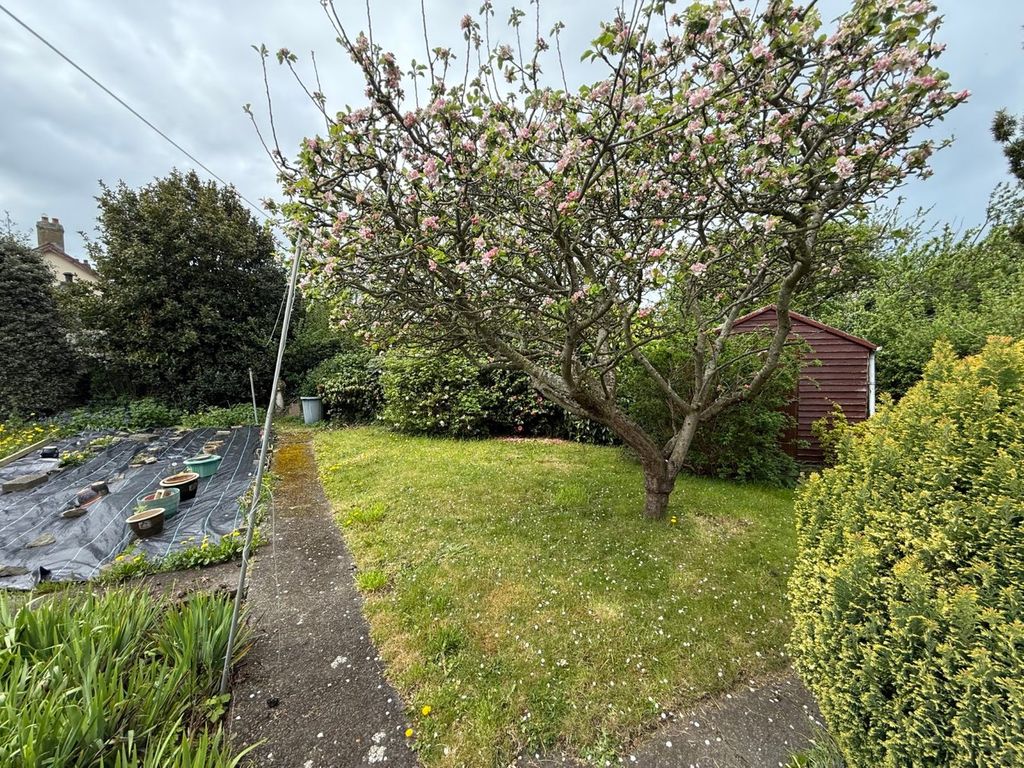 Property photo 3 of 32