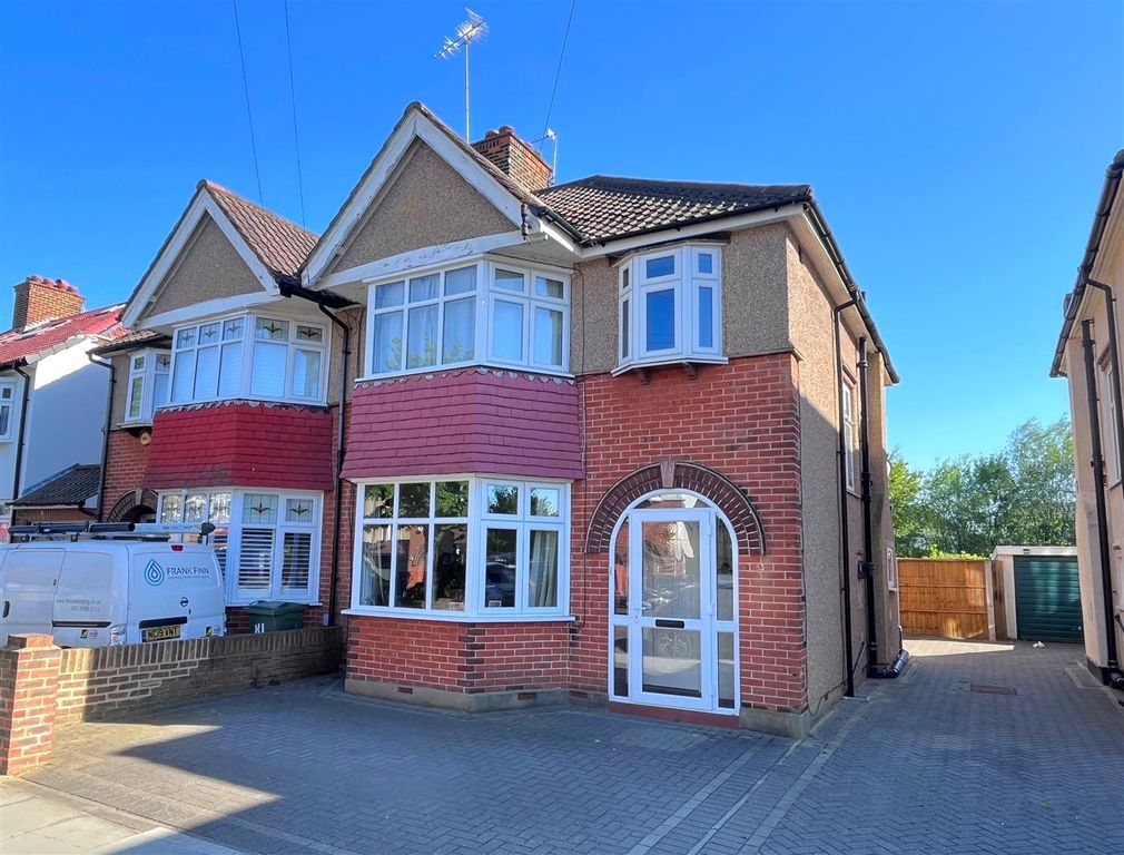 Property photo 1 of 12 83 Constance Road A.Jpg