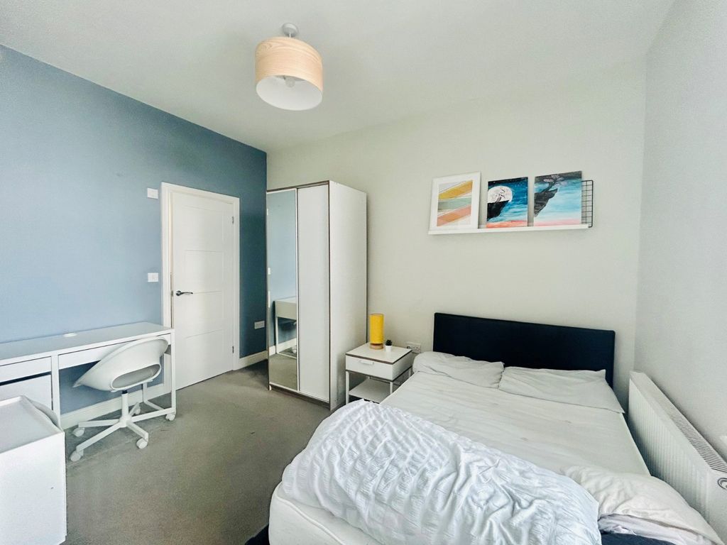 Property photo 2 of 9 Picture 2