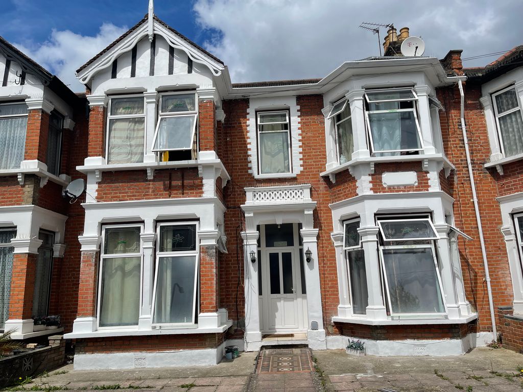 Property photo 1 of 1