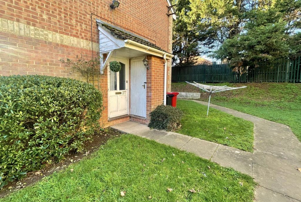 Property photo 1 of 3