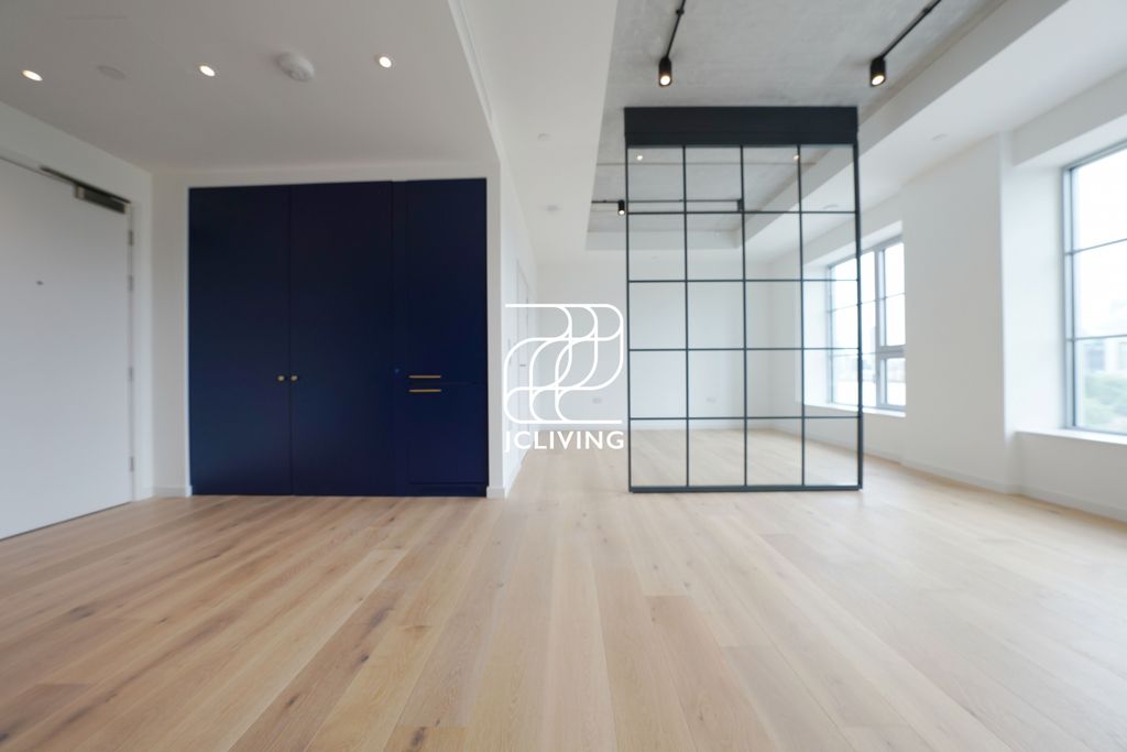 Property photo 1 of 13 Douglass Tower, 9 Goodluck Hope Walk, London, E14