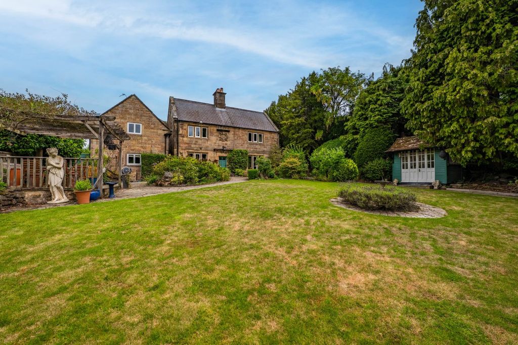 Property photo 1 of 37