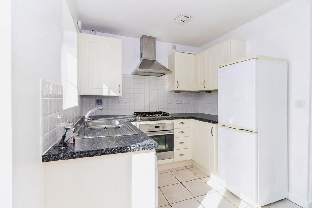 Property photo 3 of 13 Kitchen / Diner