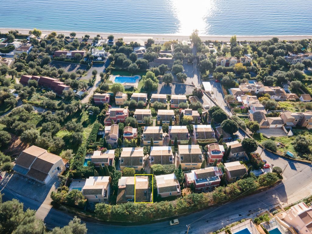Property photo 3 of 20 Complex From Above