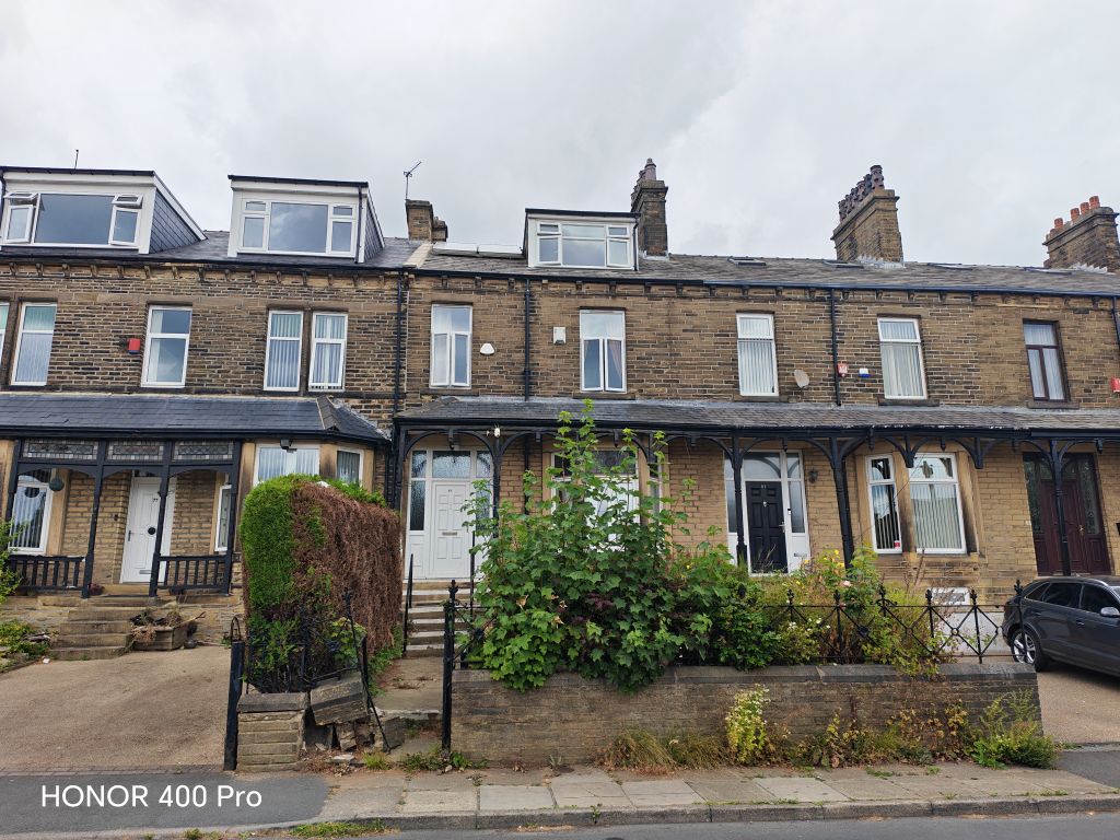 Property photo 2 of 21