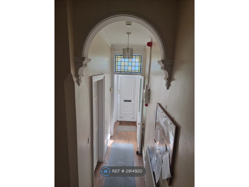 Property photo 1 of 3