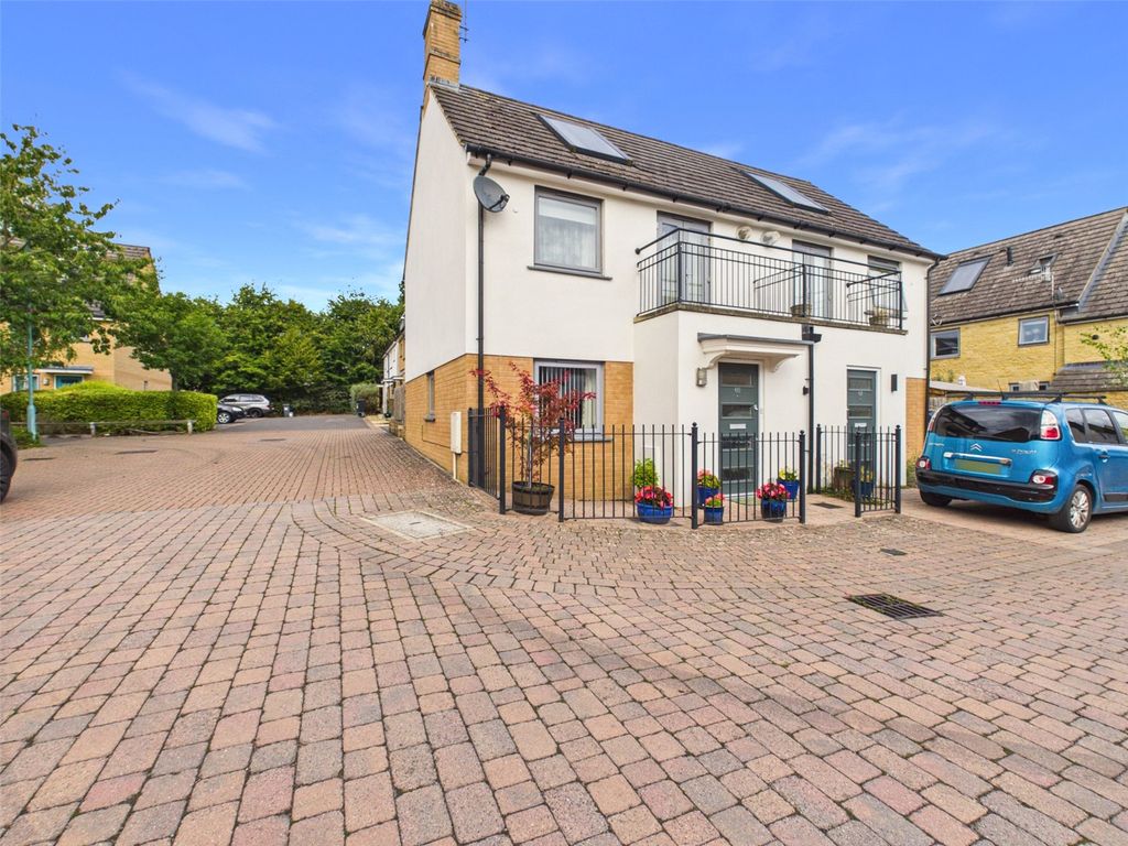 Property photo 1 of 18 Picture No. 17