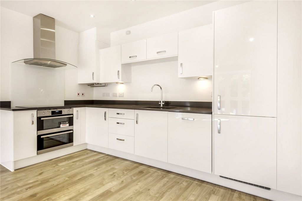 Property photo 2 of 10 Picture No. 02