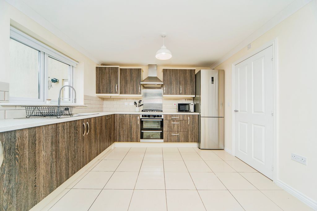 Property photo 3 of 20 P1279891