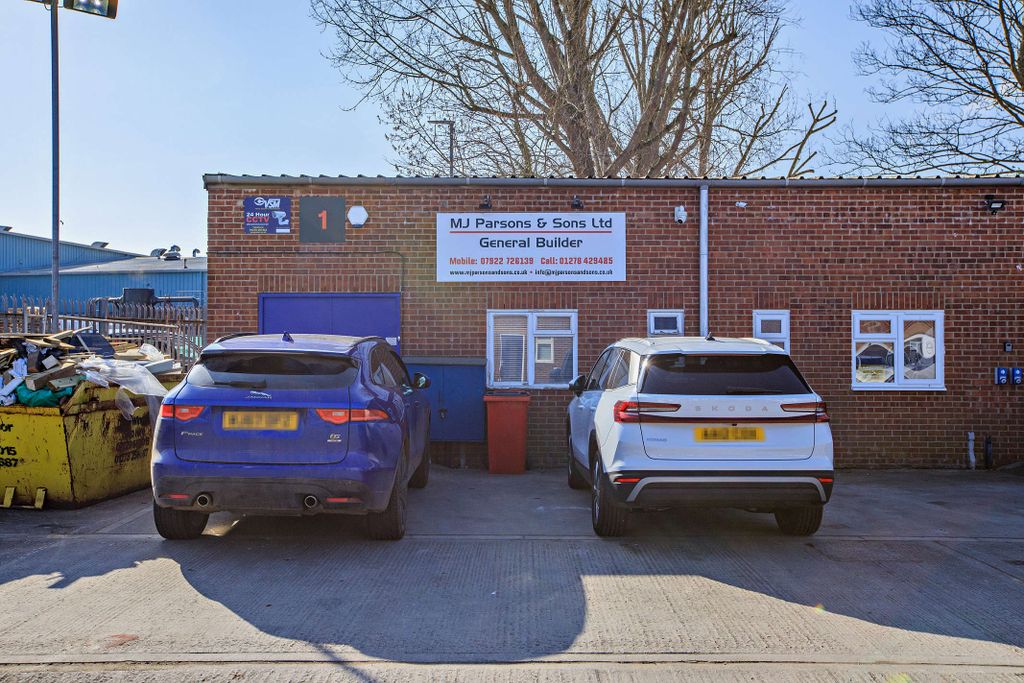 Property photo 2 of 5