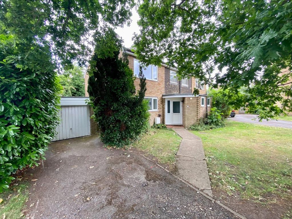 Property photo 1 of 7 External