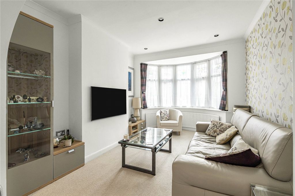 Property photo 3 of 19 Reception Room