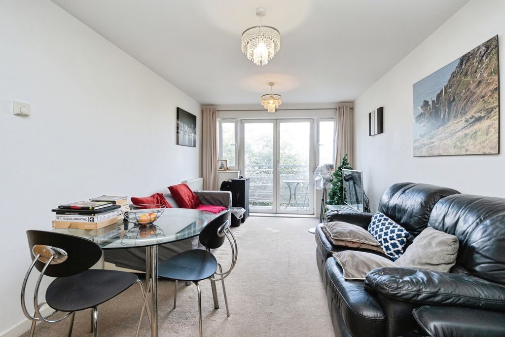 Property photo 3 of 13 Pbox-Img.Jpg