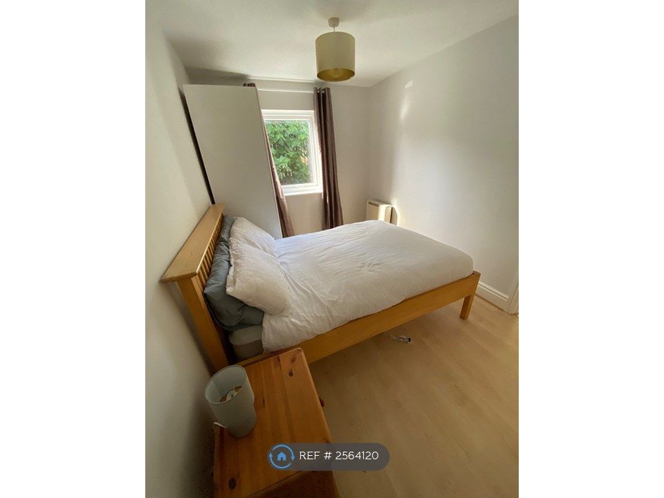 Property photo 3 of 6