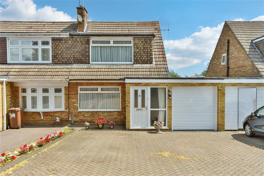 Property photo 1 of 15 External