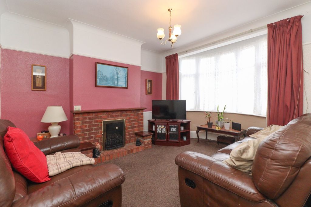 Property photo 2 of 12 Picture 2