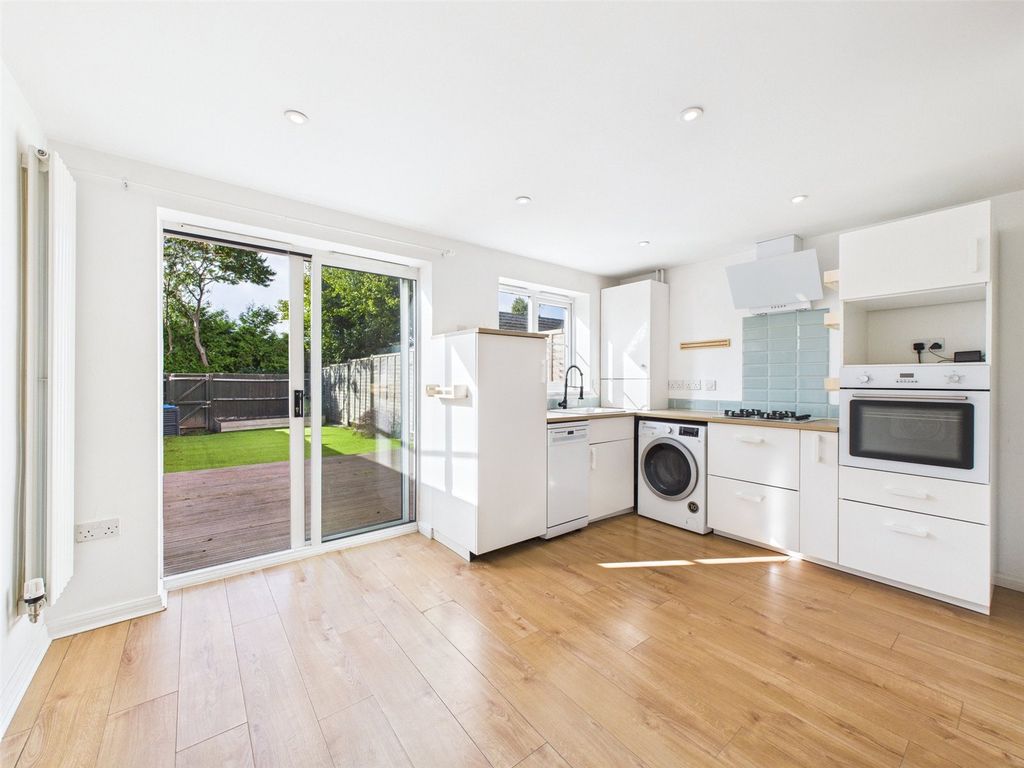Property photo 3 of 17 Picture No. 08