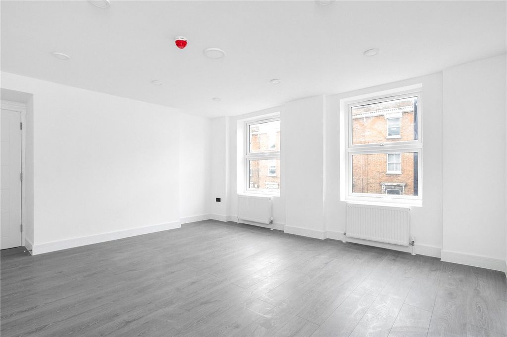 Property photo 3 of 12 Picture No. 03