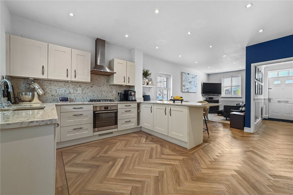 Property photo 3 of 18 Picture No. 07