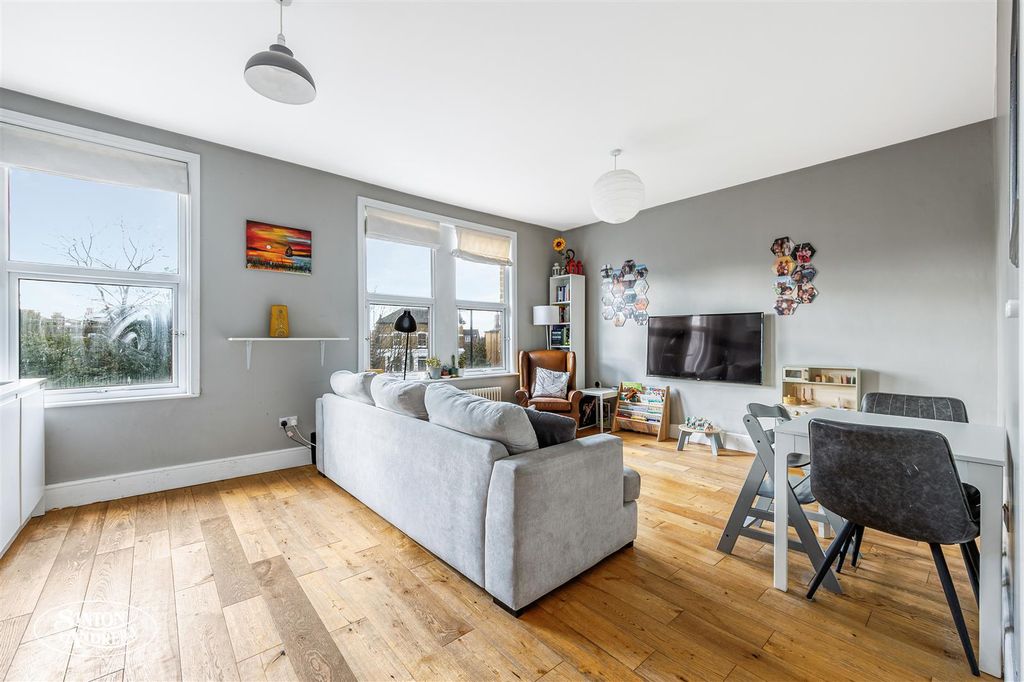 Property photo 3 of 8 7C Churchfield Road-4.Jpg