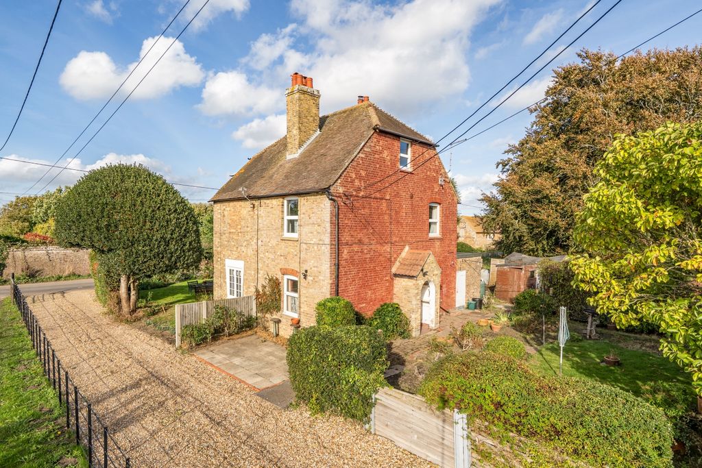Property photo 1 of 22 1510897 (2)