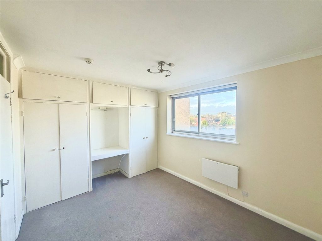 Property photo 3 of 9 Picture No. 06