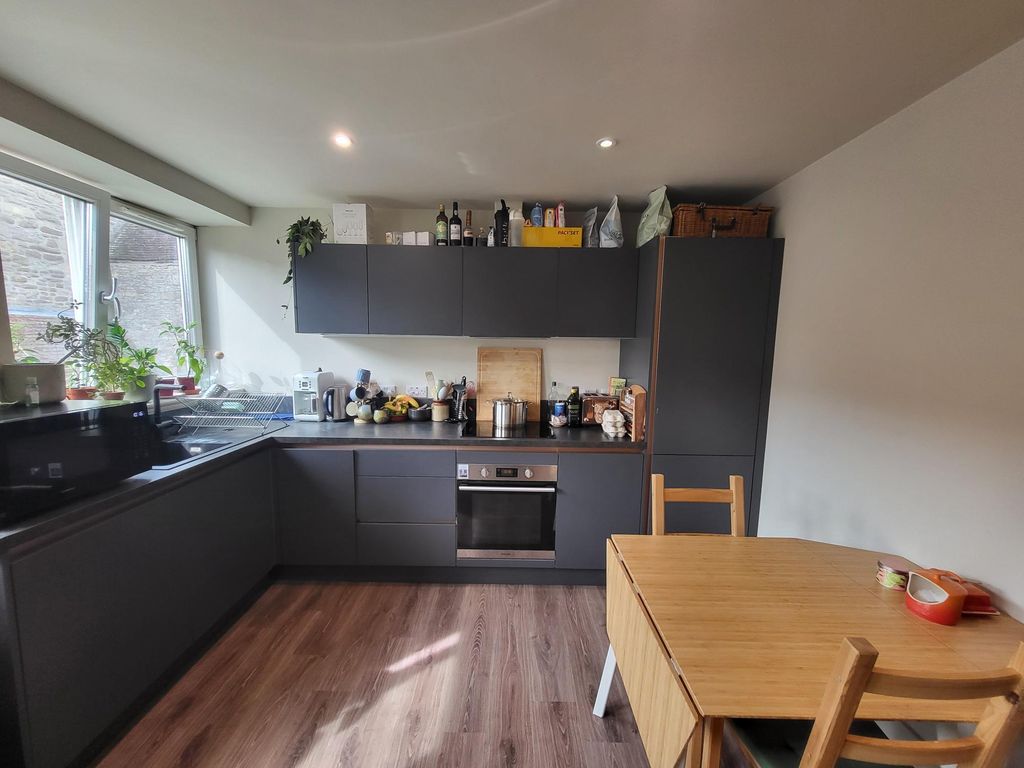 Property photo 2 of 5 Lounge Kitchen