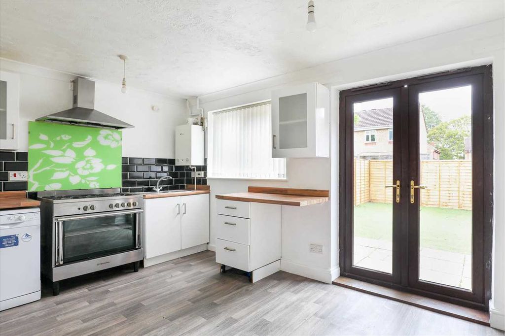 Property photo 3 of 13 Kitchen/ Diner