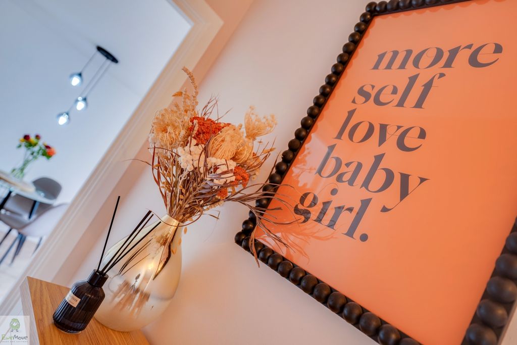 Property photo 3 of 10 Dsc02281-Dsc02285