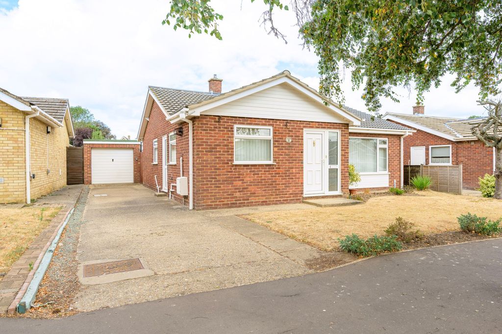 Property photo 1 of 16