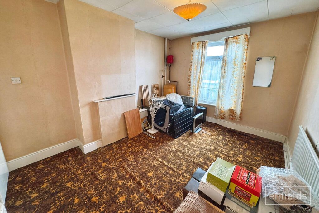 Property photo 3 of 18