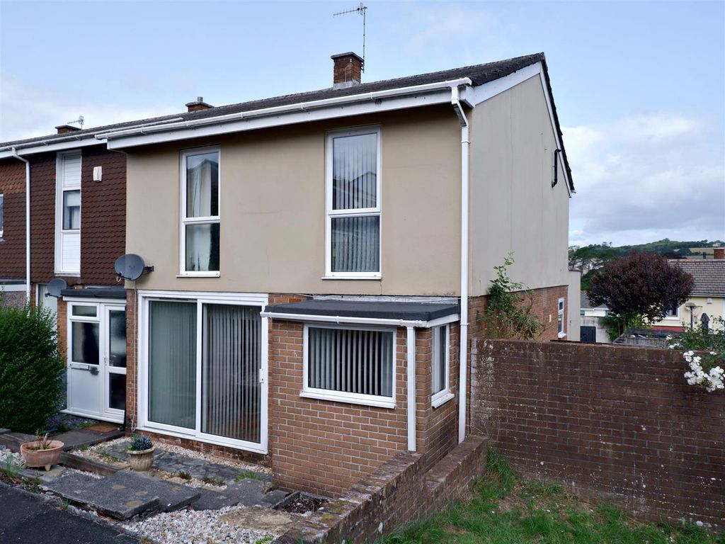 Property photo 1 of 11 Front.Jpg