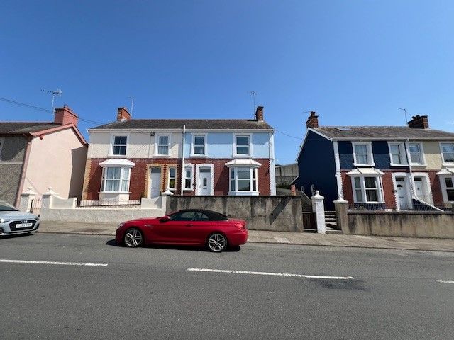 Property photo 1 of 33