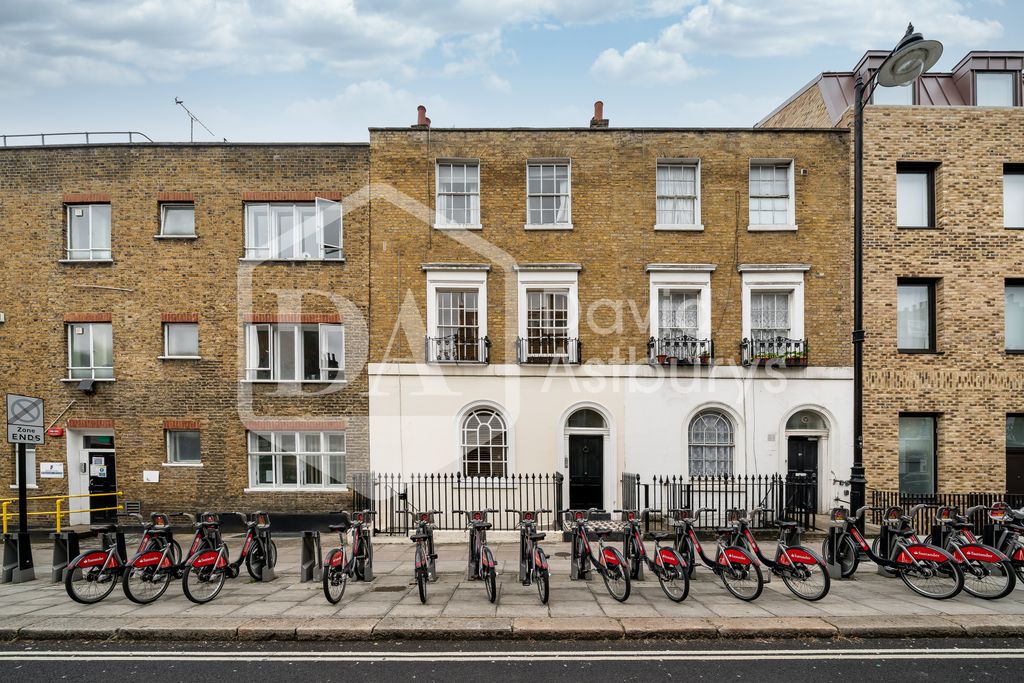 Property photo 3 of 11