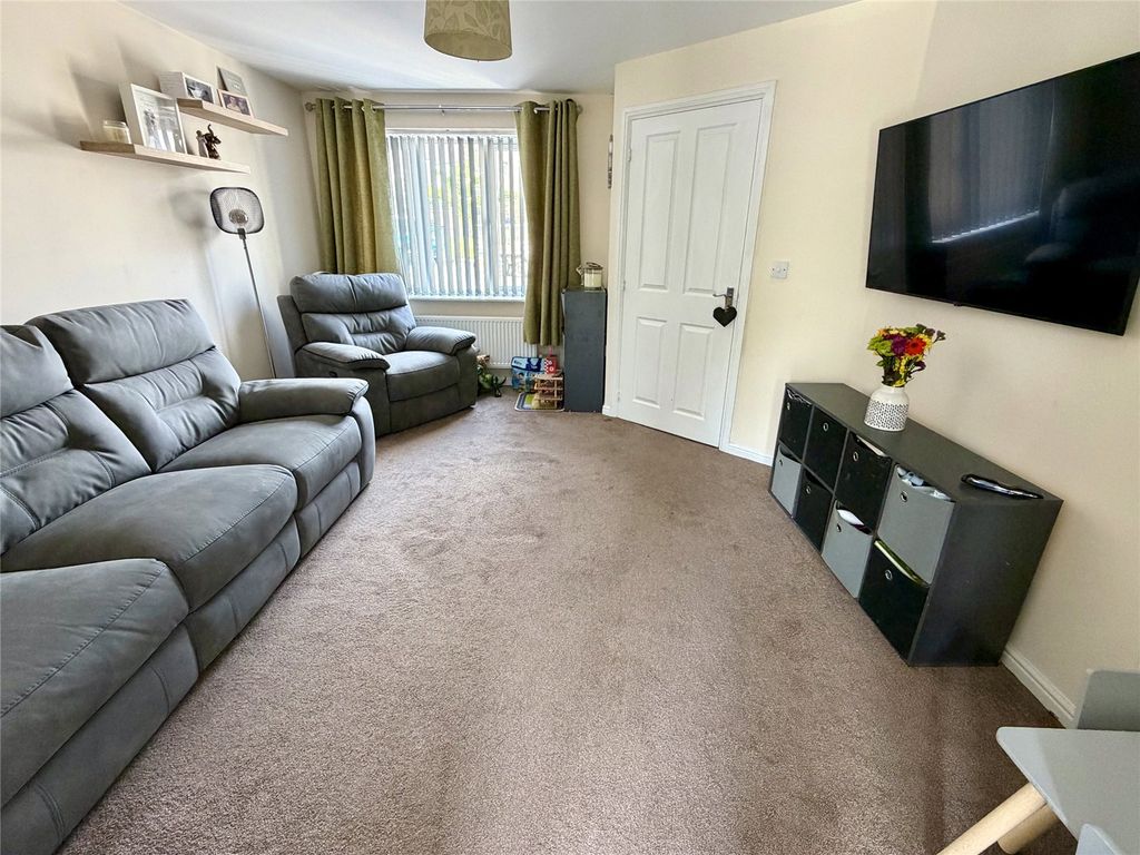 Property photo 3 of 25 Picture No. 22