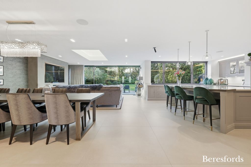 Property photo 3 of 41 Picture No. 76