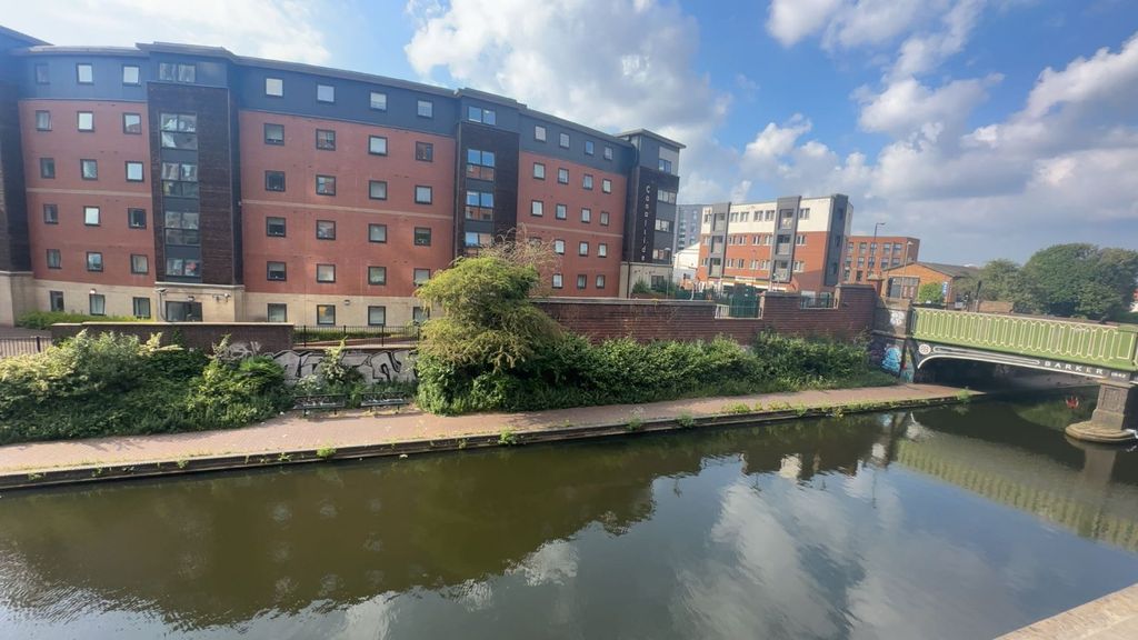 Property photo 1 of 4 Picture No. 15