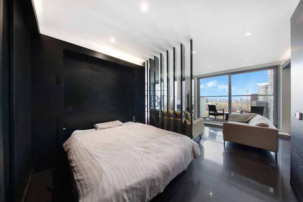 Property photo 3 of 16 Picture No. 03