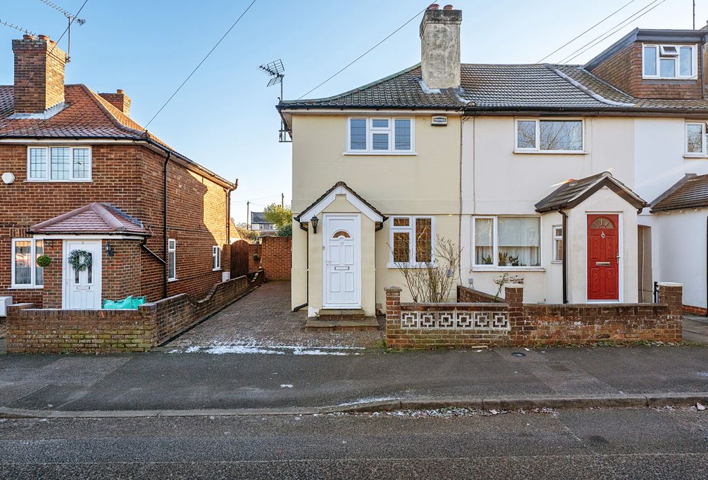 Property photo 1 of 13 1395540-18-695B98...